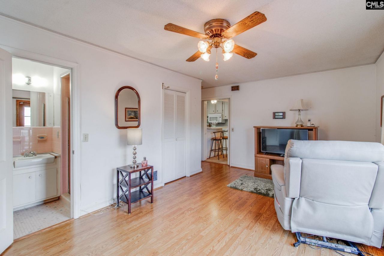 1016 Seminole Drive  Photo 28