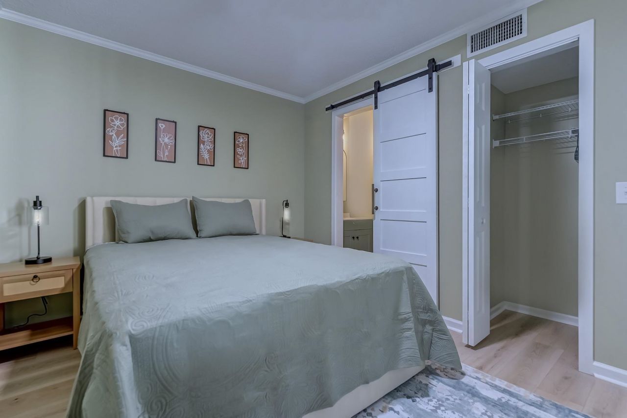 4350 Intercoastal Dr. Photo 20