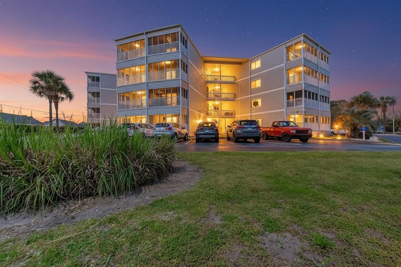 4350 Intercoastal Dr. Photo 26