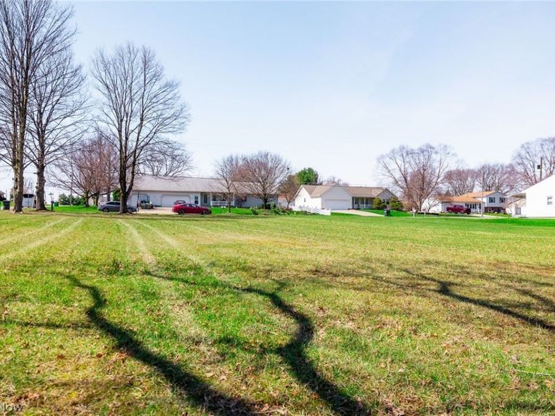 327 Briarhill Street, Rittman, OH 44270 Photo 12