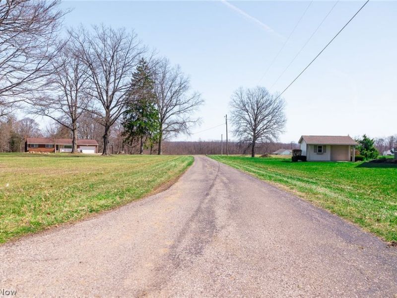 327 Briarhill Street, Rittman, OH 44270 Photo 5