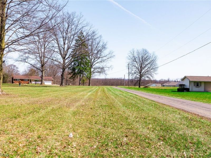 327 Briarhill Street, Rittman, OH 44270 Photo 6