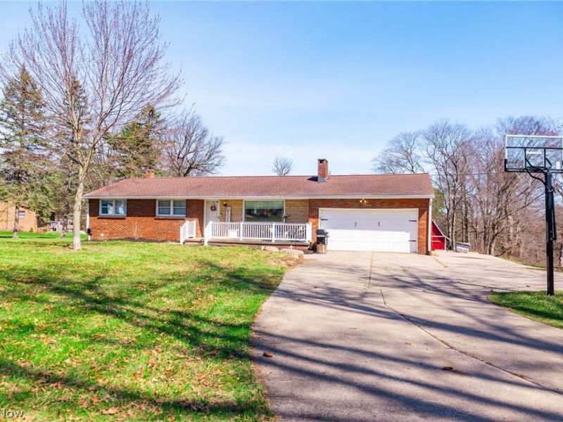 327 Briarhill Street, Rittman, OH 44270 Photo 9