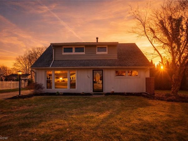 3423 W Bailey Road, Cuyahoga Falls, OH 44221