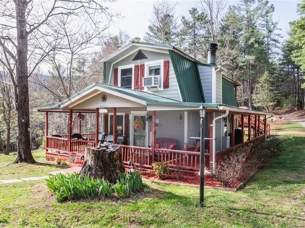 6414 Summit Road, Purlear, NC 28665