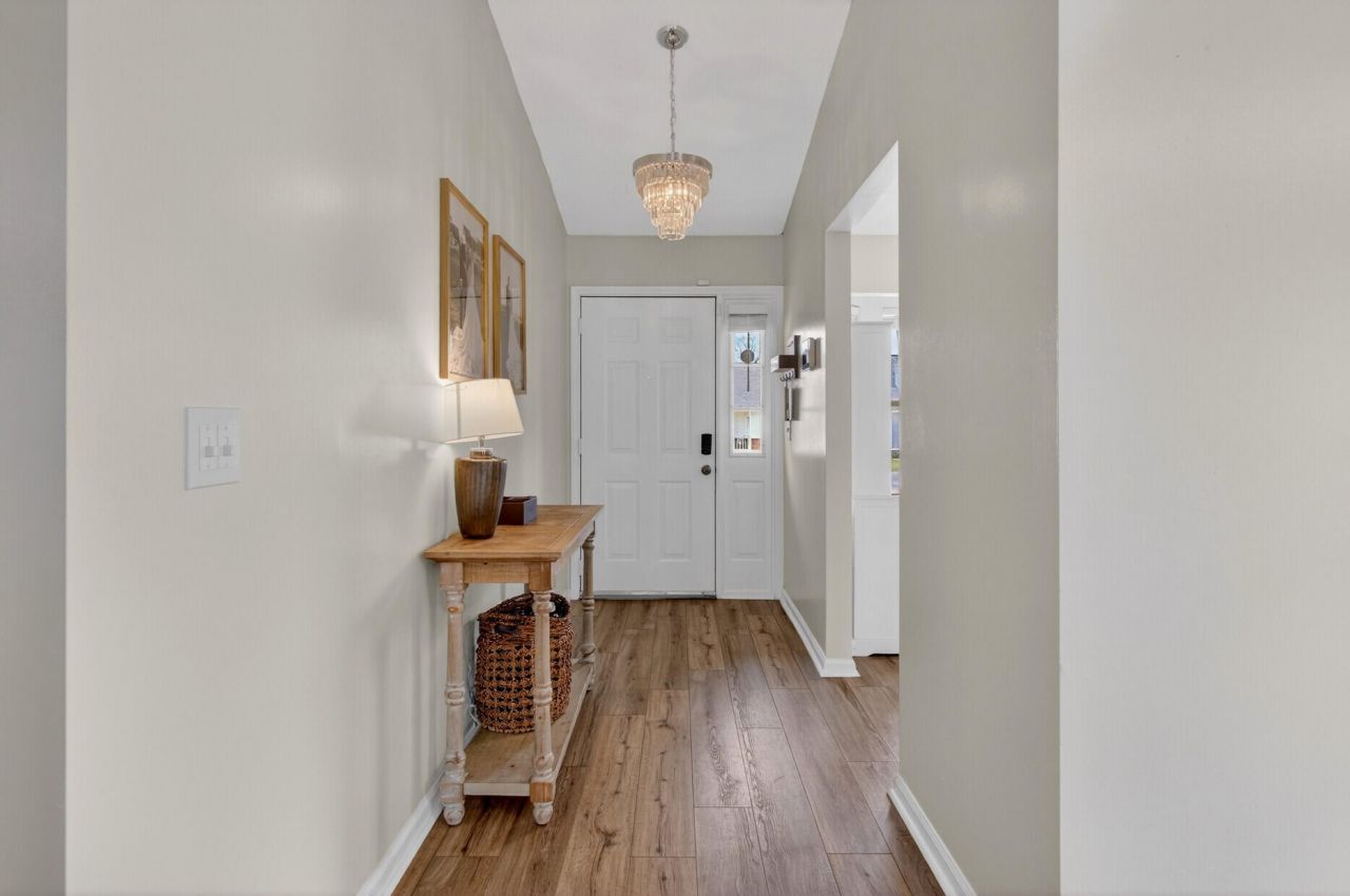 107 Two Hitch Road Photo 10