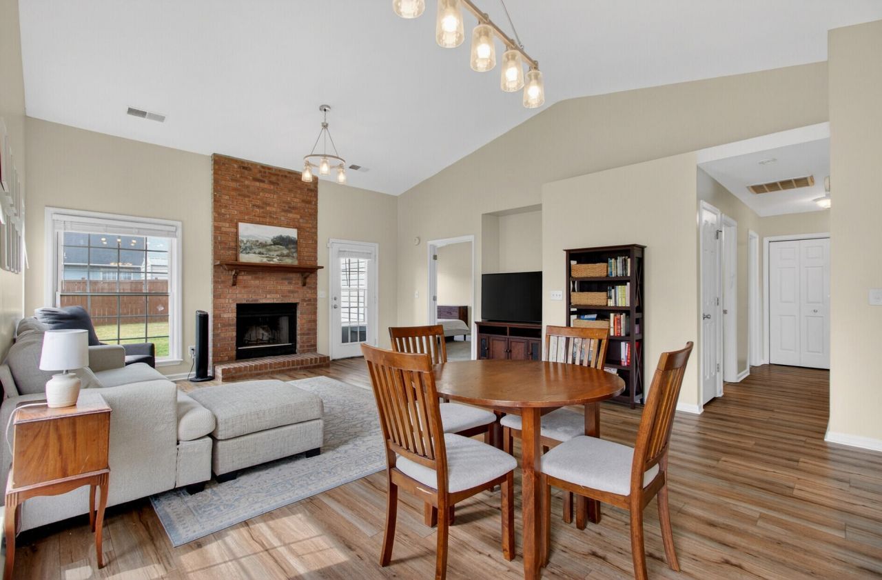 107 Two Hitch Road Photo 12