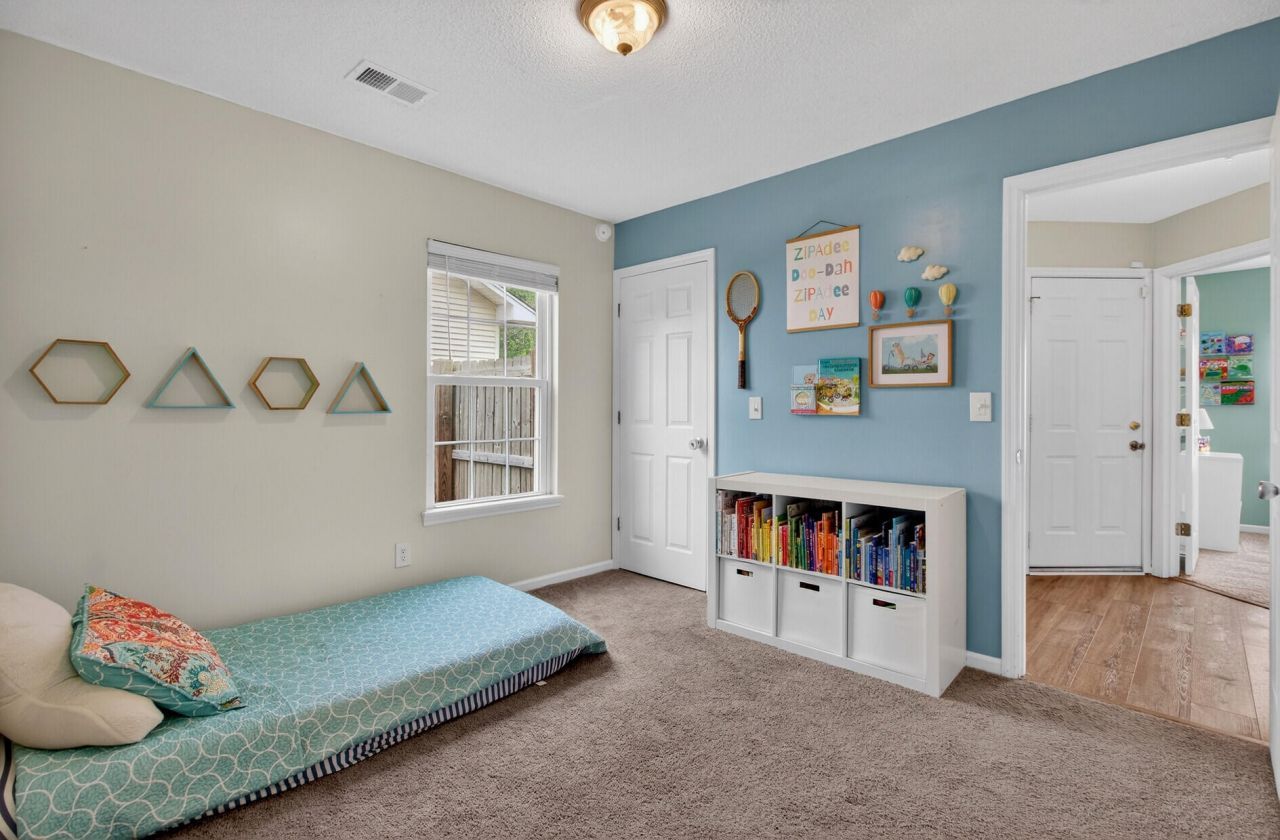 107 Two Hitch Road Photo 22