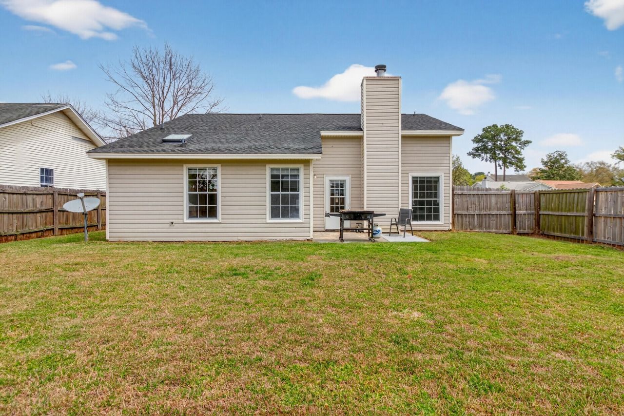 107 Two Hitch Road Photo 31