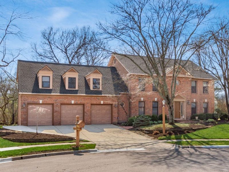 941 Robbins Way, Worthington, OH 43085 Photo 2