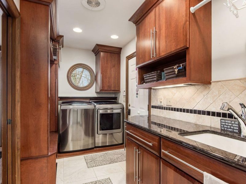 941 Robbins Way, Worthington, OH 43085 Photo 25