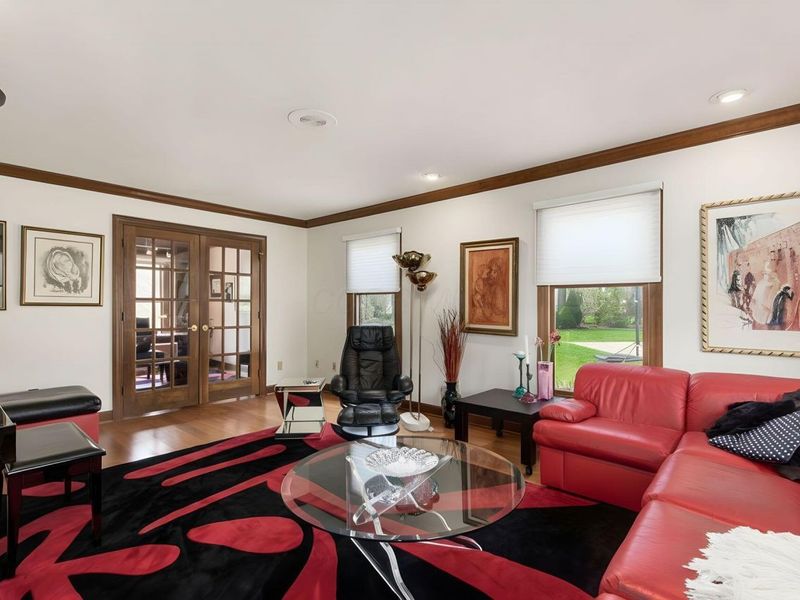 941 Robbins Way, Worthington, OH 43085 Photo 8