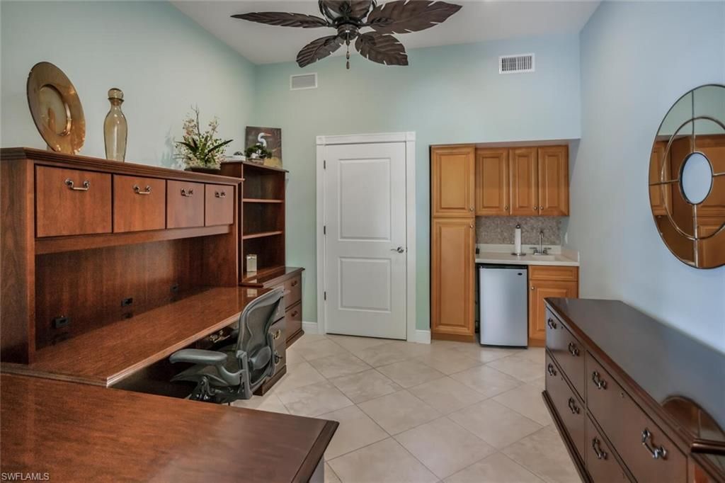 6081 Silver King Blvd , Unit 203, Cape Coral, FL 33914 Photo