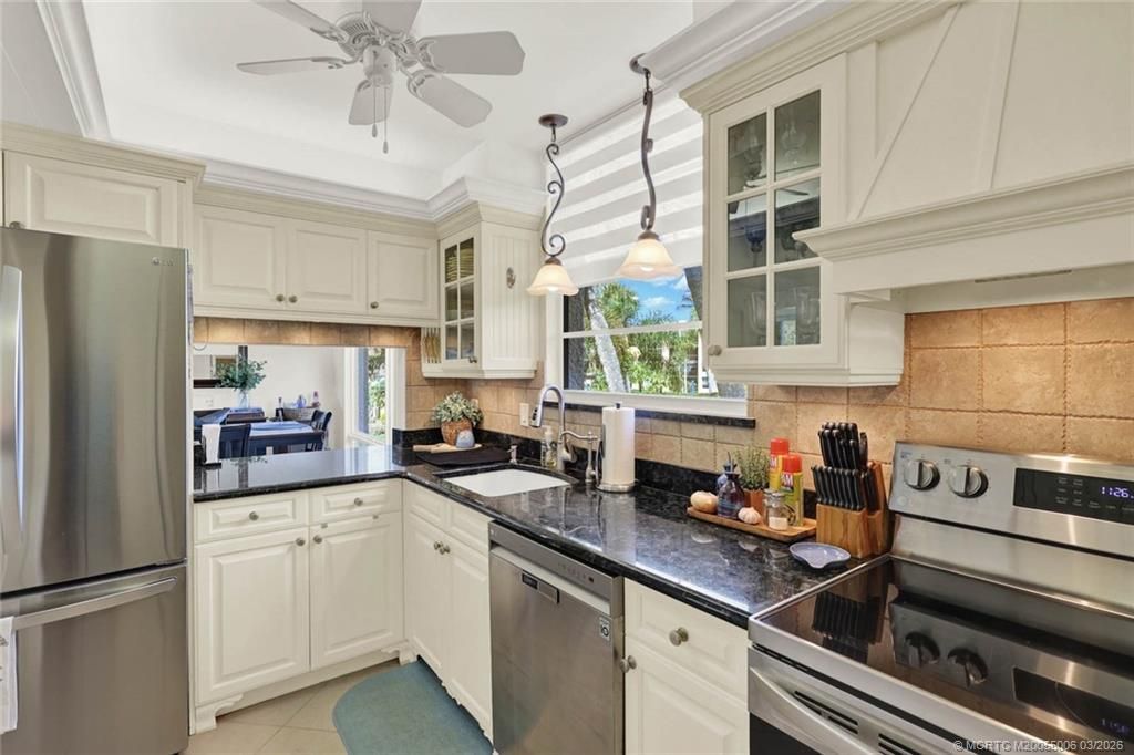 3472 NE Causeway Boulevard, Unit 3-204, Jensen Beach, FL 34957 Photo