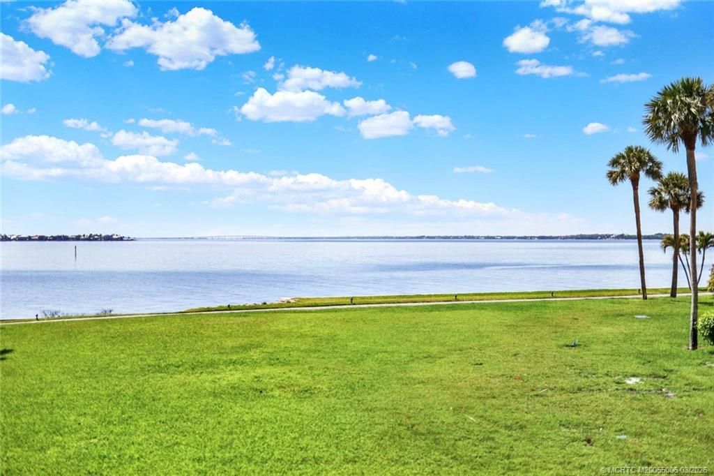 3472 NE Causeway Boulevard, Unit 3-204, Jensen Beach, FL 34957 Photo