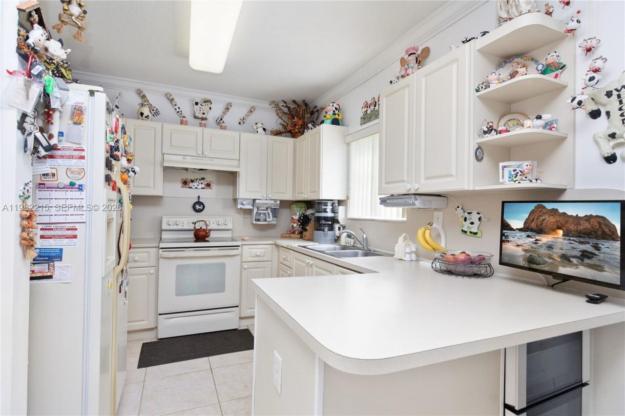 13364 SW 143rd St , Miami, FL 33186 Photo