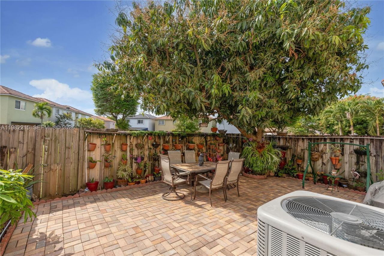 13364 SW 143rd St , Miami, FL 33186 Photo