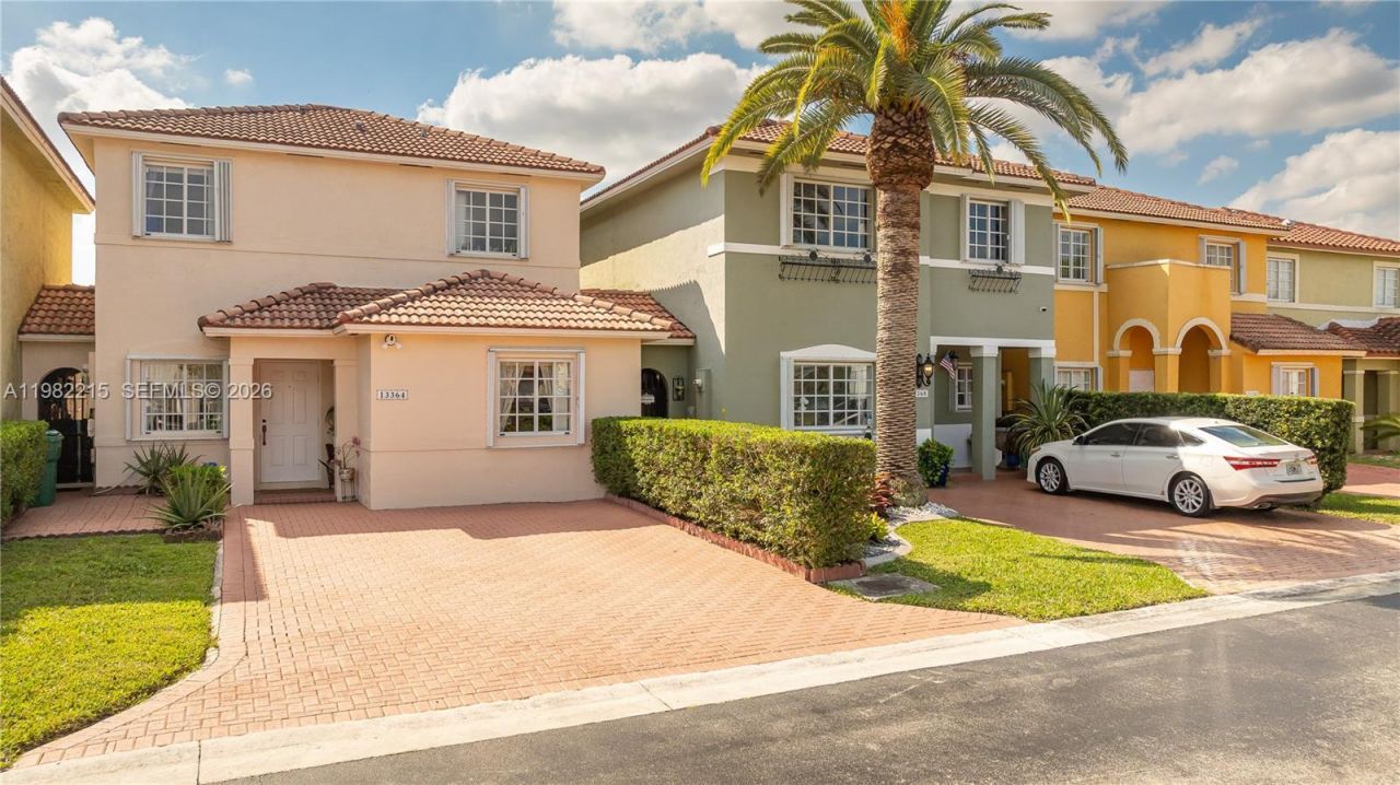 13364 SW 143rd St , Miami, FL 33186 Photo