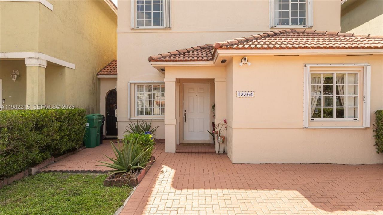 13364 SW 143rd St , Miami, FL 33186 Photo