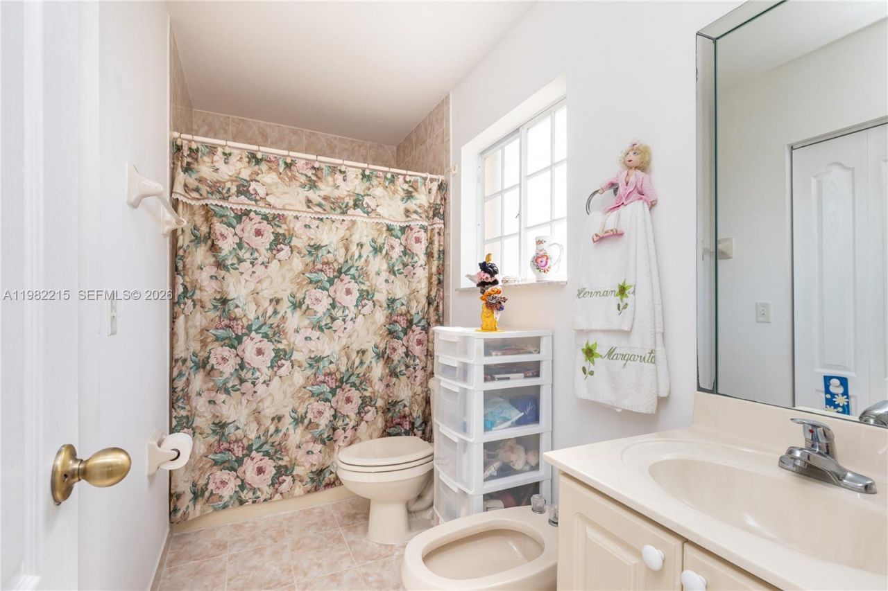 13364 SW 143rd St , Miami, FL 33186 Photo