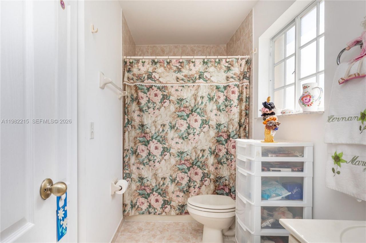 13364 SW 143rd St , Miami, FL 33186 Photo