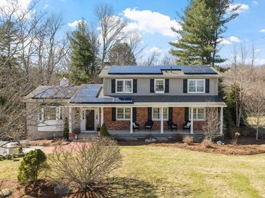 5 Rice Rd, Auburn, MA 01501
