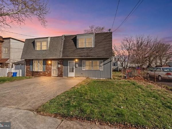 813 4TH AVENUE , BRISTOL, PA 19007