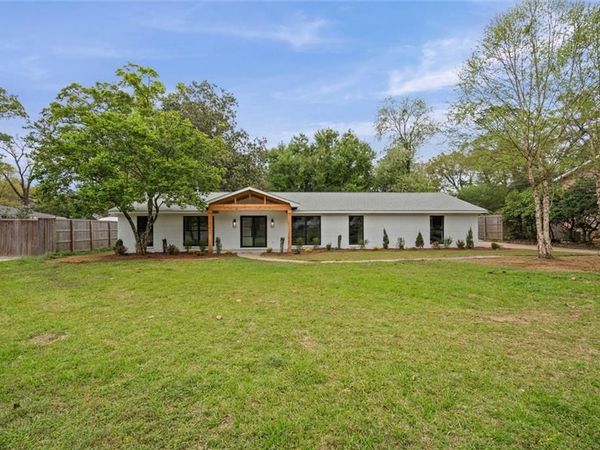 11 Schwaemmle Drive, Mobile, AL 36608