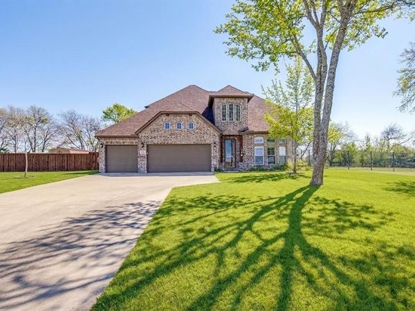 1215 Fire Fly Ridge , Blue Ridge, TX 75424