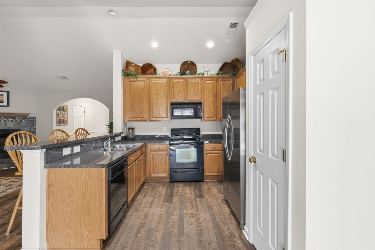 3229 Fieldstone St. Photo 11