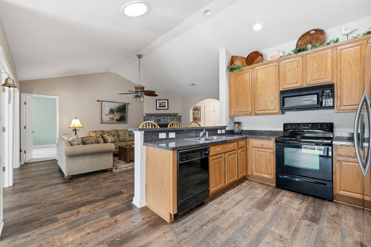 3229 Fieldstone St. Photo 14