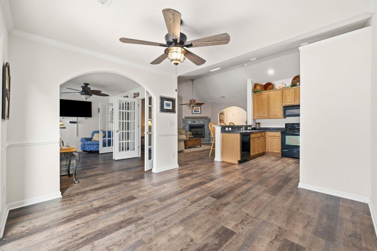 3229 Fieldstone St. Photo 16