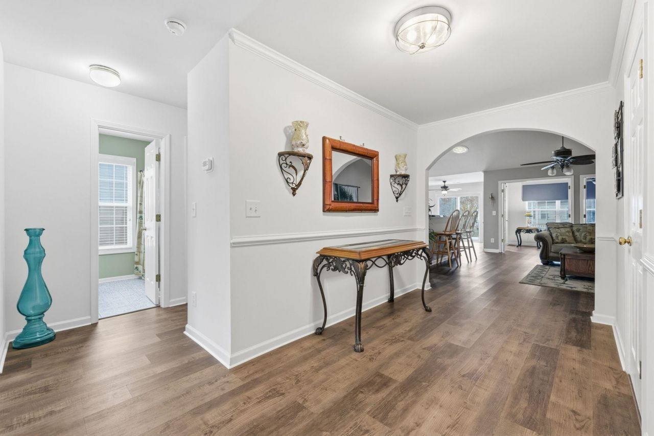 3229 Fieldstone St. Photo 4