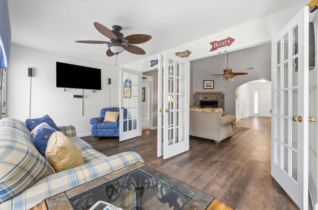 3229 Fieldstone St. Photo 8