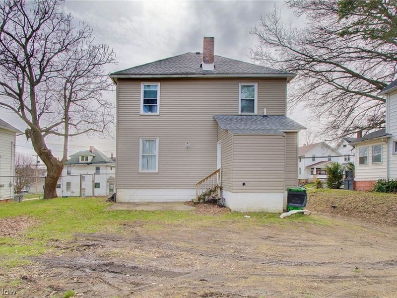 319 W Oxford Street, Alliance, OH 44601 Photo 19