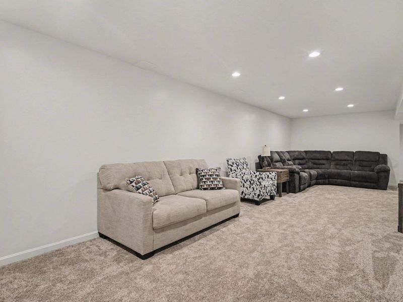 7513 Roxbury, Florence, KY 41042 Photo 25