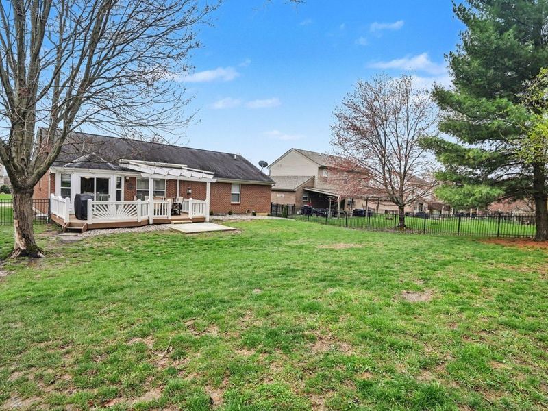 7513 Roxbury, Florence, KY 41042 Photo 33