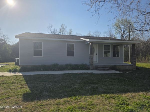 13761 Natchez Trace Road , Lexington, TN 38351