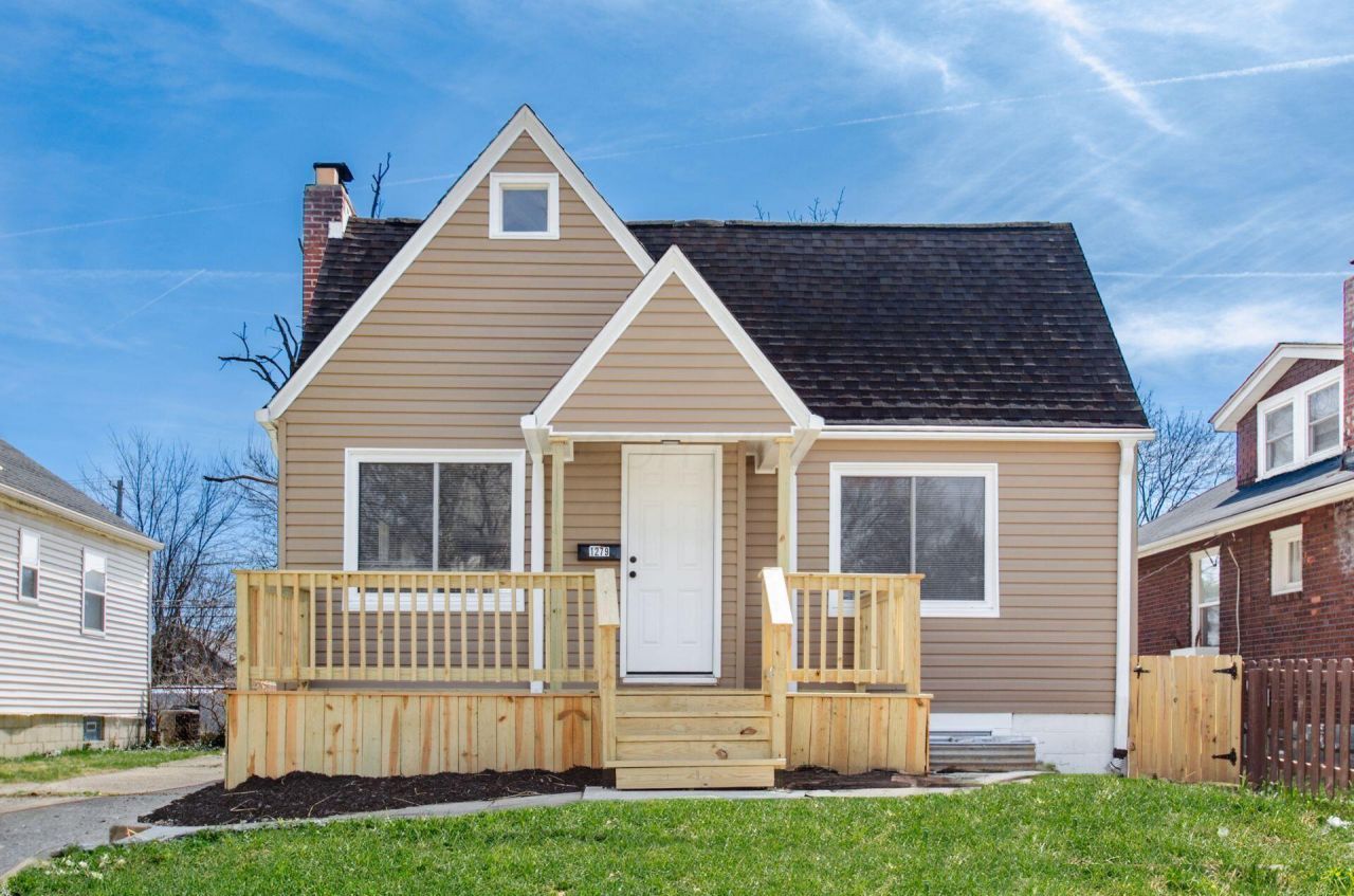 1279 Loretta Avenue, Columbus, OH 43211 Main Photo