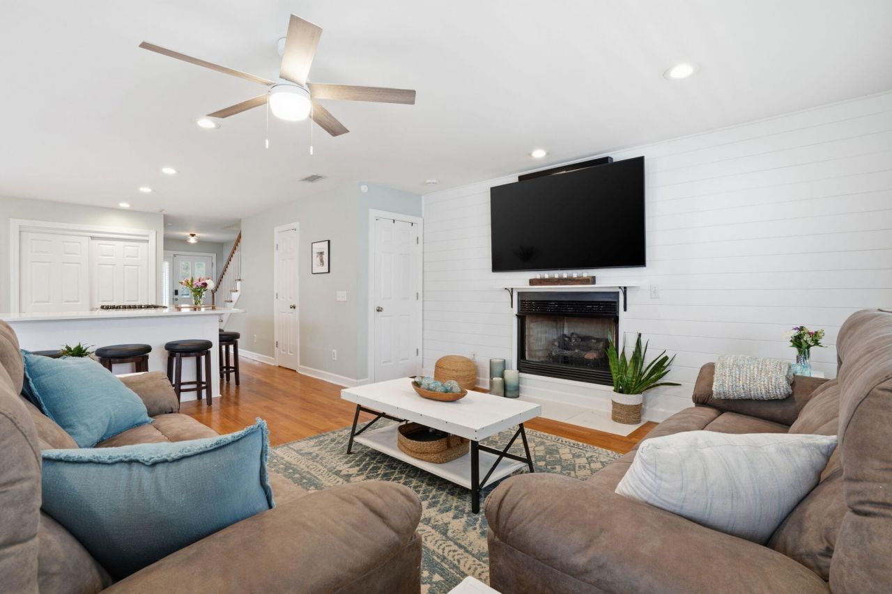 2178 Hartfords Bluff Lane Photo 18