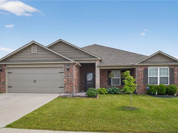 2407 Maplewood Avenue , Lowell, AR 72745