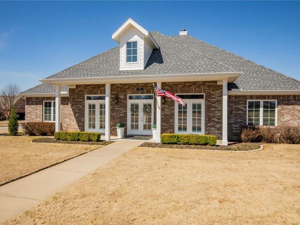 384 Bella Toscana Street, Springdale, AR 72762