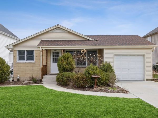 5325 S Catherine Avenue , Countryside, IL 60525