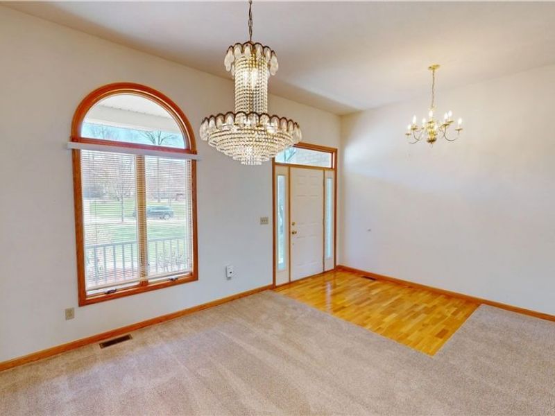 866 Lawrence Drive, Wadsworth, OH 44281 Photo 13