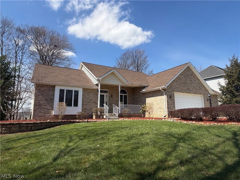 866 Lawrence Drive, Wadsworth, OH 44281 Photo 2