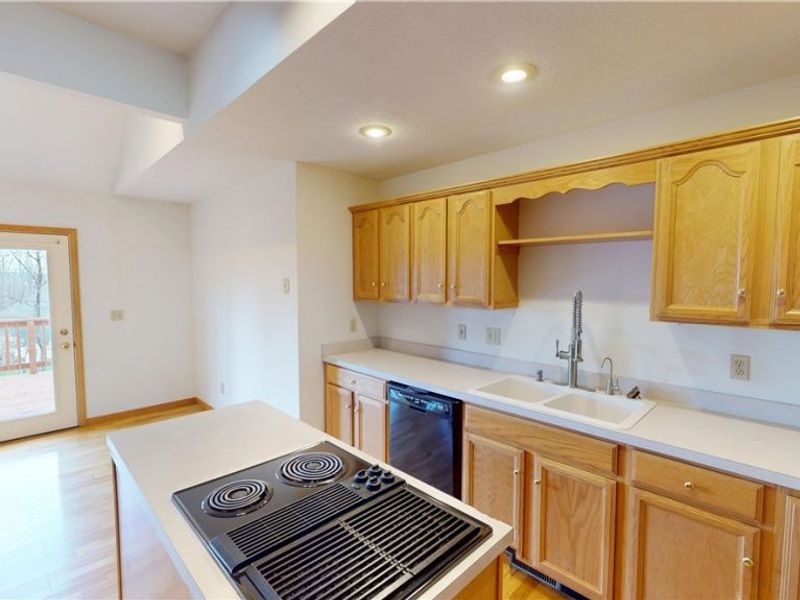 866 Lawrence Drive, Wadsworth, OH 44281 Photo 20