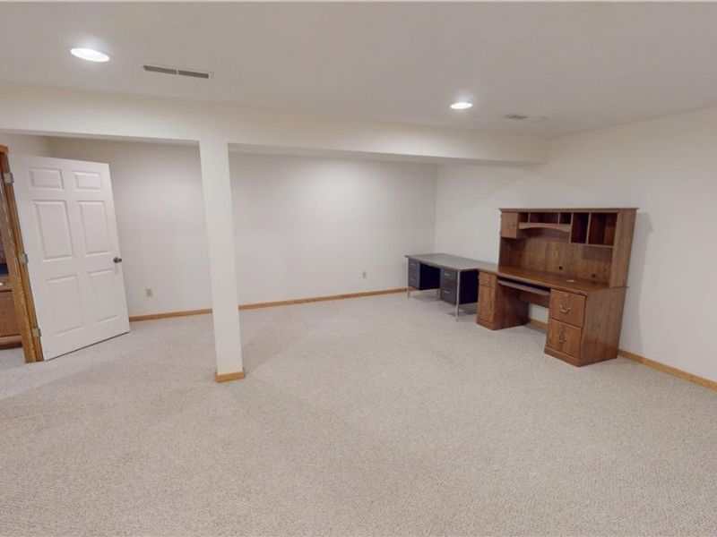 866 Lawrence Drive, Wadsworth, OH 44281 Photo 32