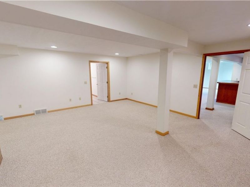 866 Lawrence Drive, Wadsworth, OH 44281 Photo 33