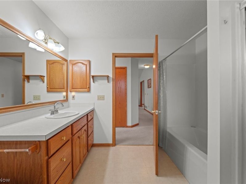 1450 Cove Street NW, Uniontown, OH 44685 Photo 25