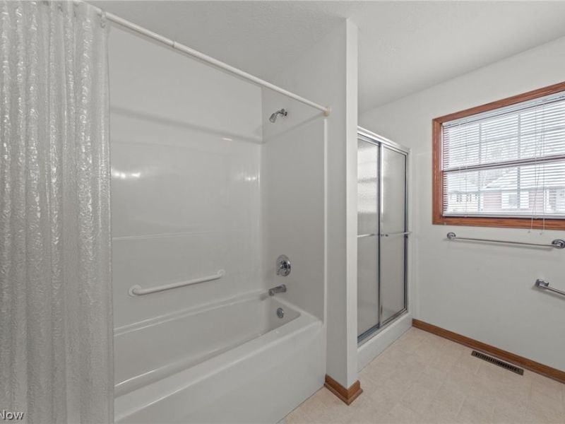 1450 Cove Street NW, Uniontown, OH 44685 Photo 27